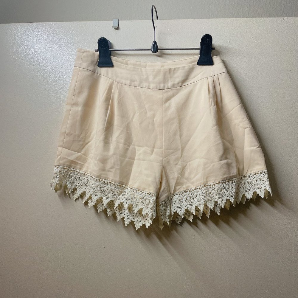 Lace Crochet Shorts | S | Beige | NS1132 | Sample Sale
